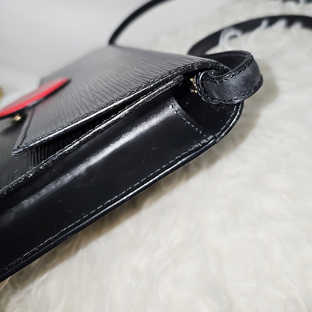 🔥😍Beautiful Condition😍🔥 Authentic Louis Vuitton Crossbody Bag Epi - Picture 7 of 17
